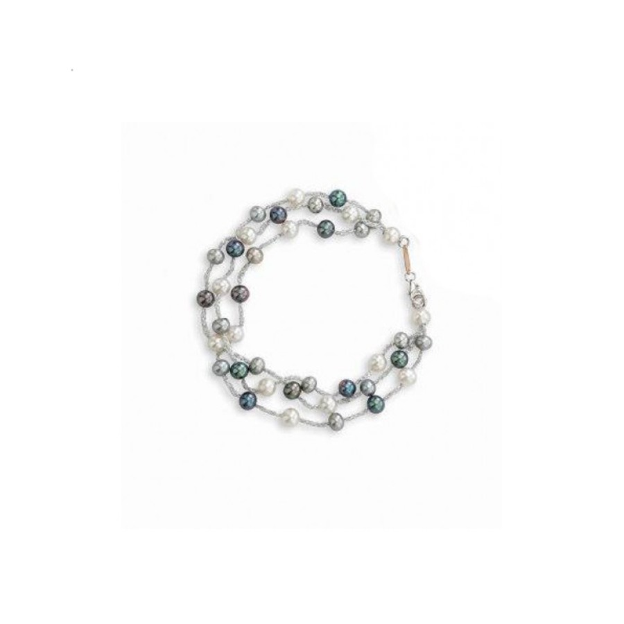 Pearl bracelet with white gold