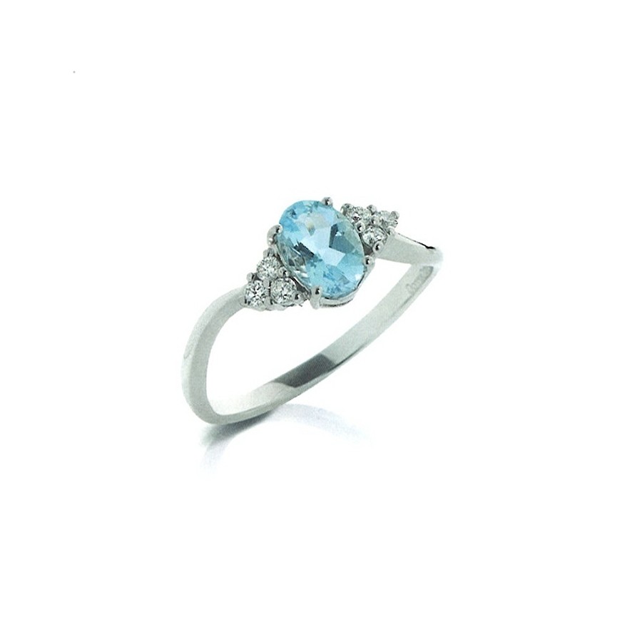White gold aquamarine diamond ring