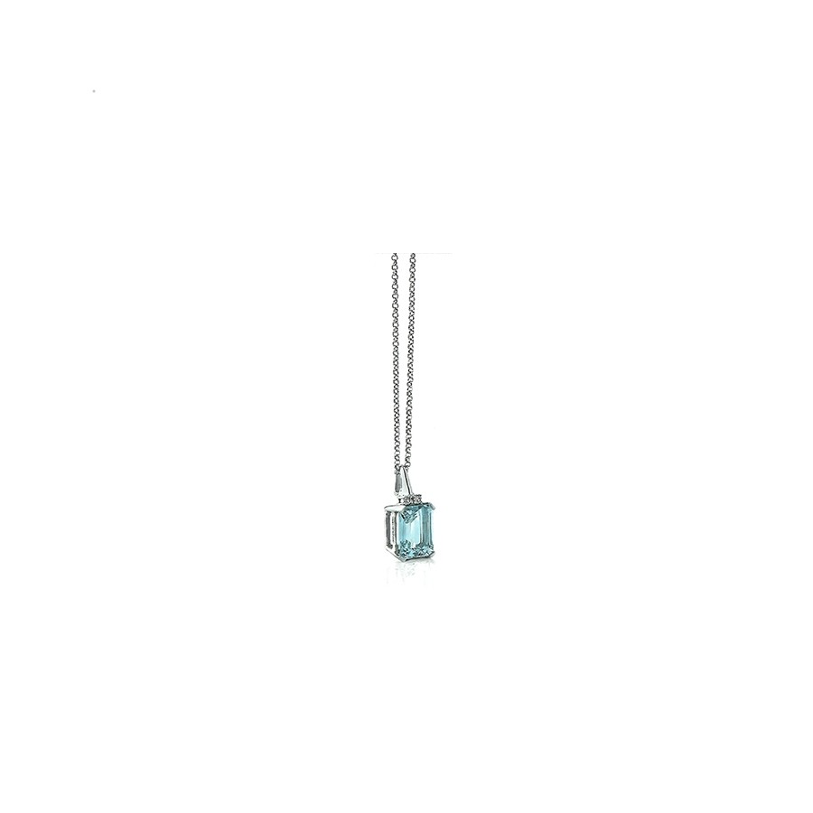 White gold necklace with acquamarine