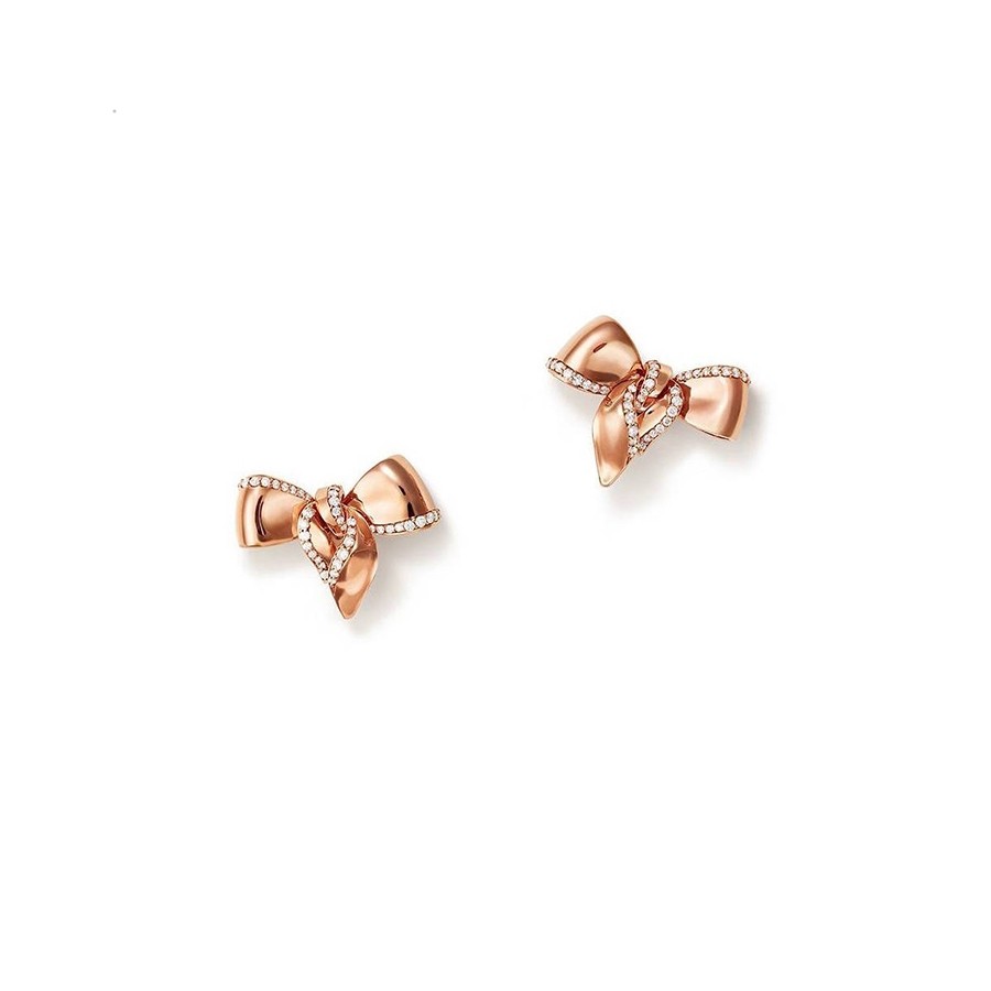 Rose gold diamond earings