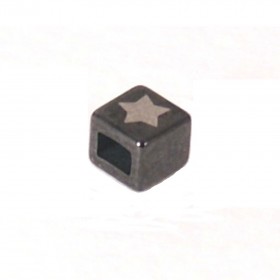 Ceramic element with a star
